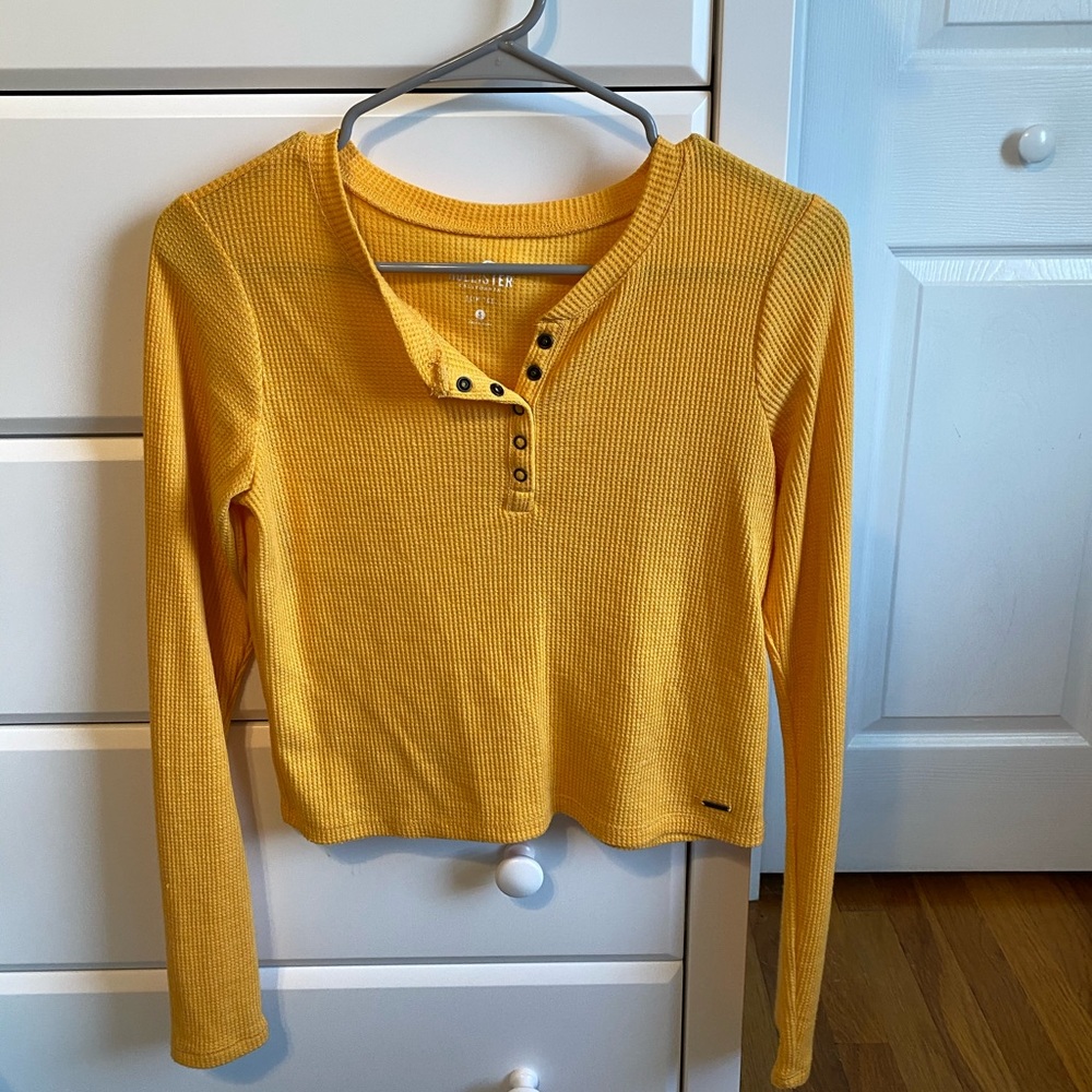 Hollister Long Sleeve Slim Tee